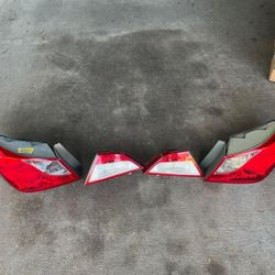 2011 Hunday Sonata Tail.Ligths Set OEA