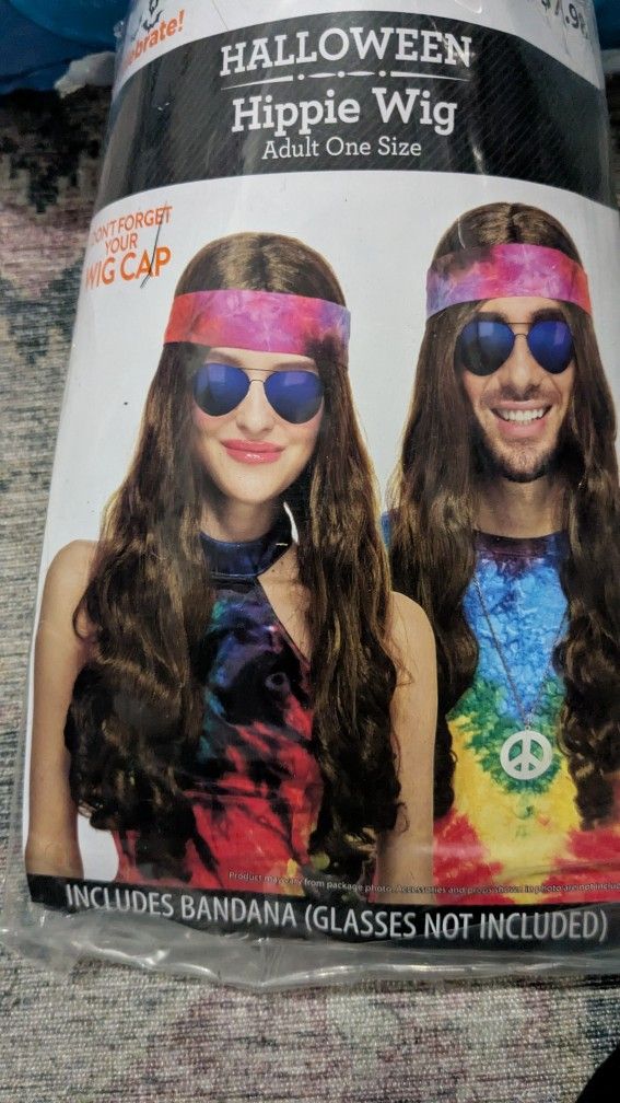 Hippy Wig With Tie $4