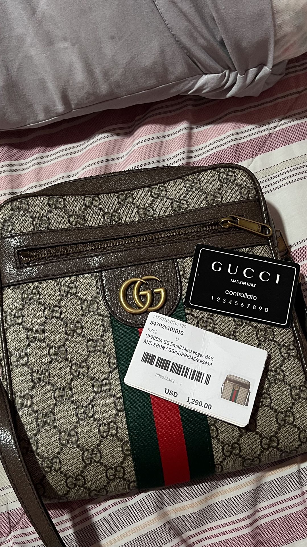 Gucci Messenger Bag (AUTHENTIC)