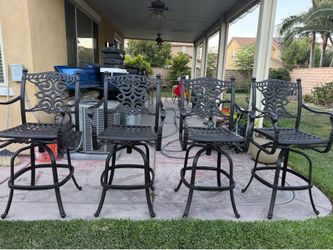set of cast heavy aluminum hanamint outdoor patio bar stool