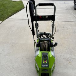 Green Works/Power Washer1700