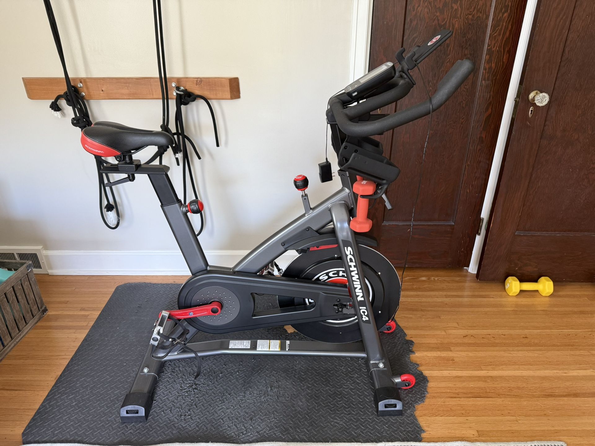 Schwinn IC4 Spin bike