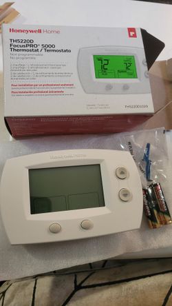 Honeywell TH5220D1029 Focuspro 5000 Non-Programmable Thermostat for Sale in  Palm Springs, FL - OfferUp