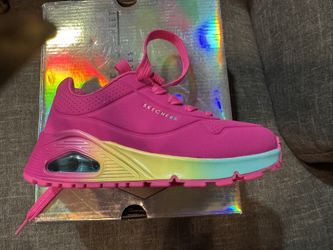 Girls Hot pink Sketchers Size 12