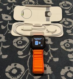 Apple Watch SE 2nd Generation 44 MM with Cellular