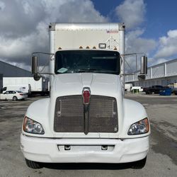 26ft Box Truck Kenworth 