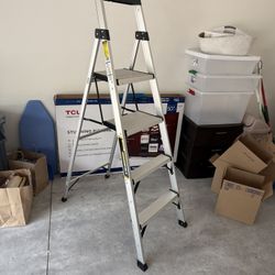 Brand New Gorilla Ladder