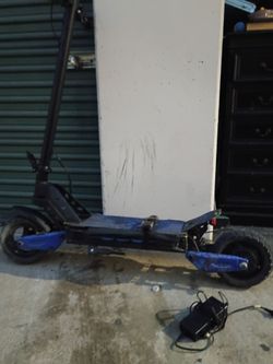 Electric Scooter with Charger