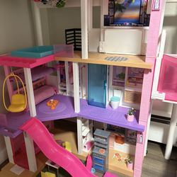Barbie Dreamhouse Playset