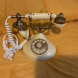 1970 French Style Rotary Phone
