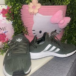 Adidas Swift Run Olive Green Sneaker