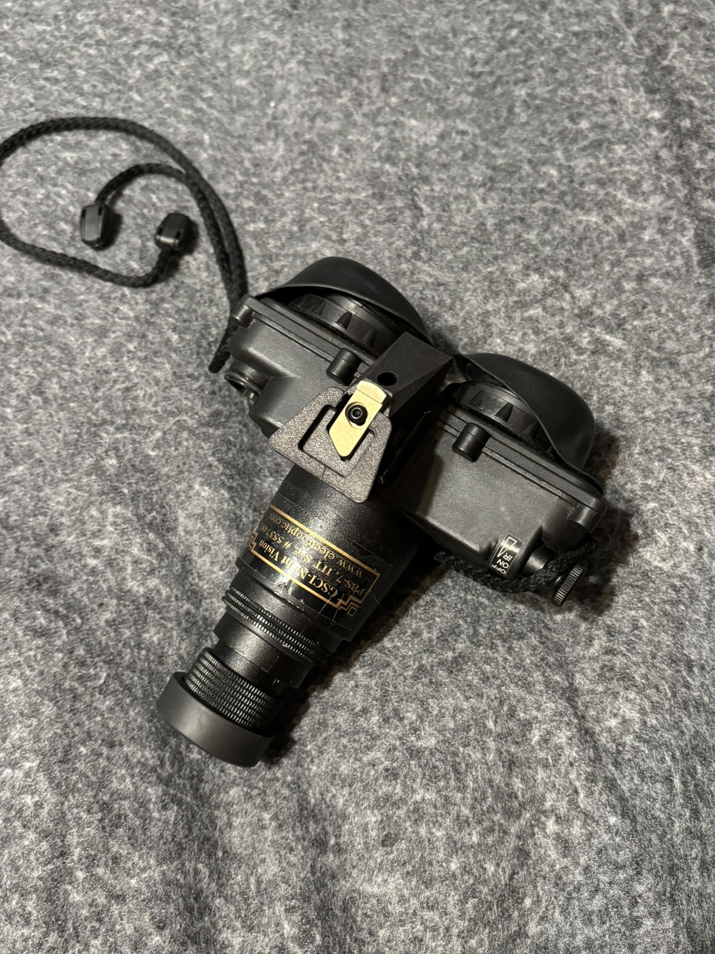 Canadian Pbs7 (like Pvs7) Night Vision Goggle