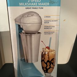 Nostalgia Milkshake Machine 