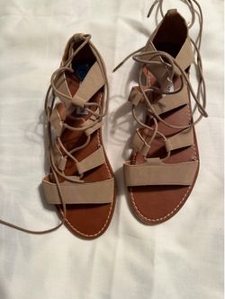 Ladies sandals size 7 ￼1/2 New