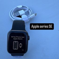Apple Watch Series SE. Cellular! Like New 
