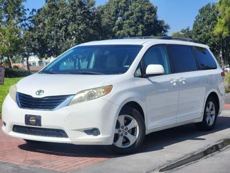 2013 Toyota Sienna