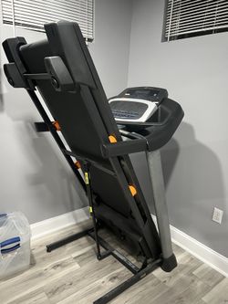 Nordic track Treadmill