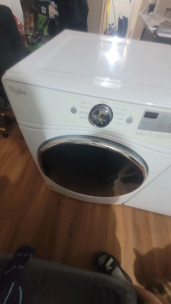 Whirl Pool Dryer And Washer