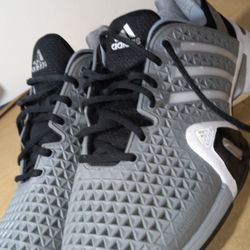 Adidas Mens Training Size 10.5