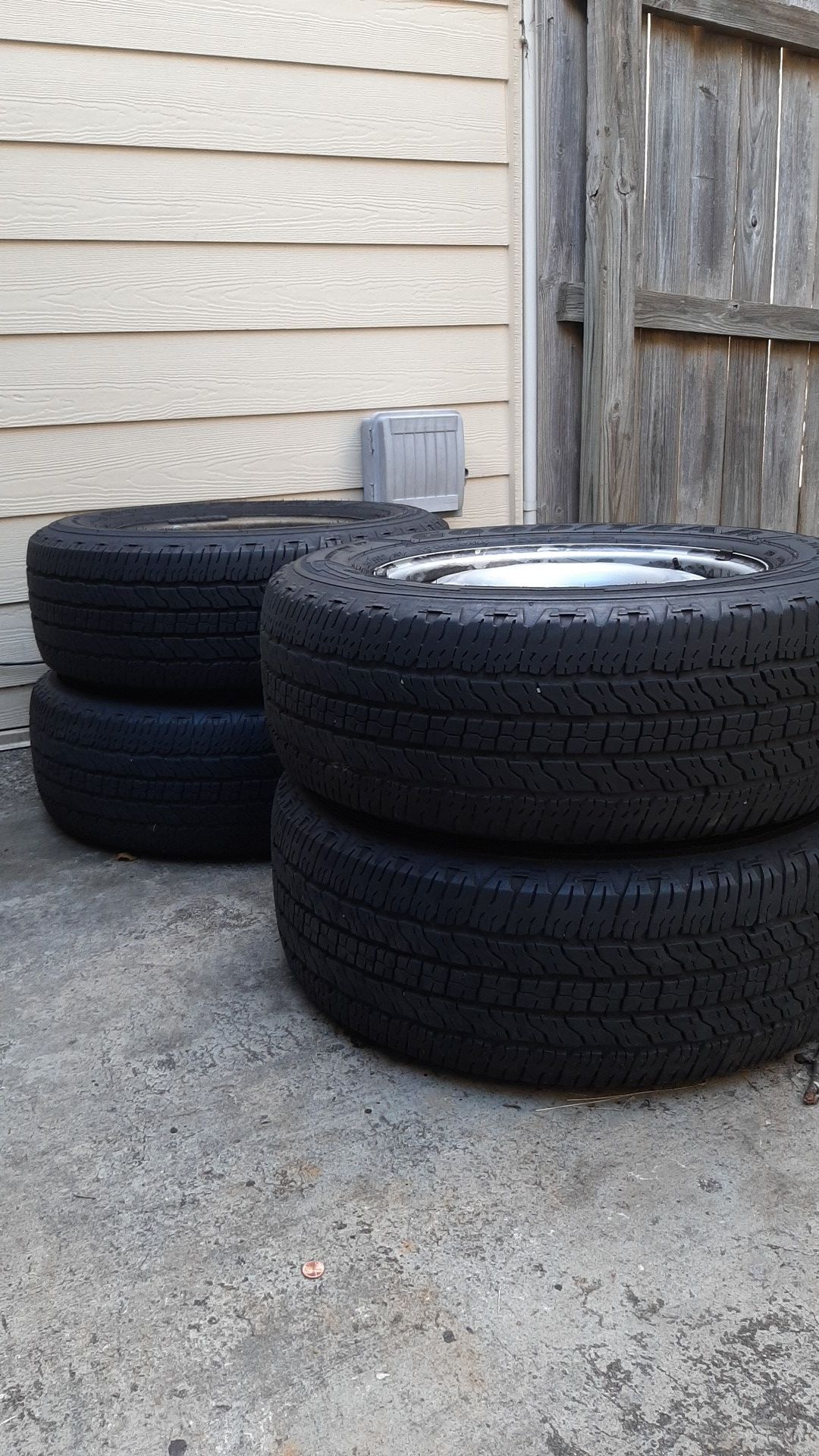 Tires 255/65r17