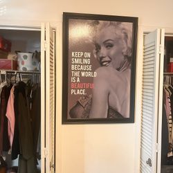Extra Large Marilyn Monroe picture 