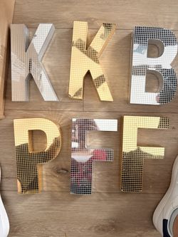 3D Letter Decoration