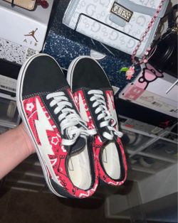 Revenge x storms redrag Men’s size 6 Women’s 7.5