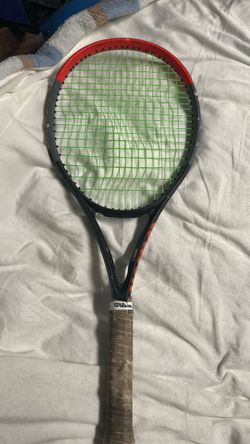Wilson clash 100 v1.0 tennis racket