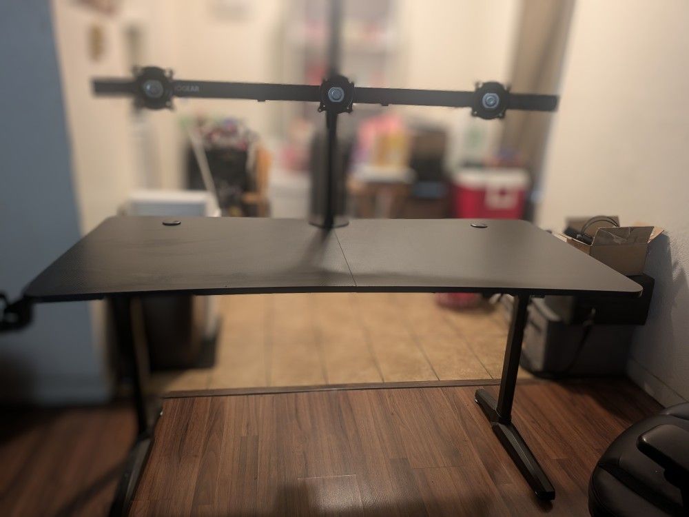 60 Inch Gaming Desk 