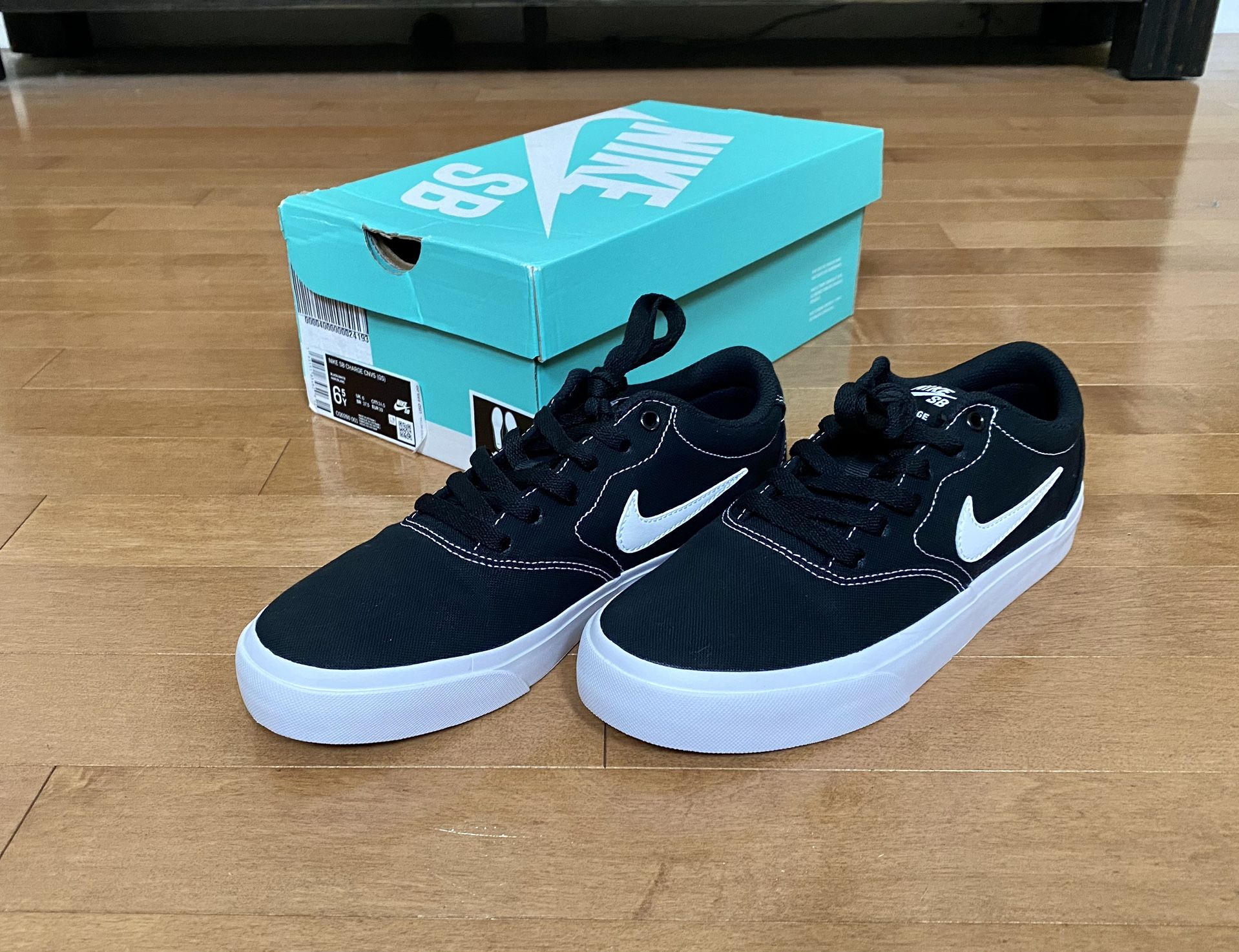 New SB Skate Charge Shoe
