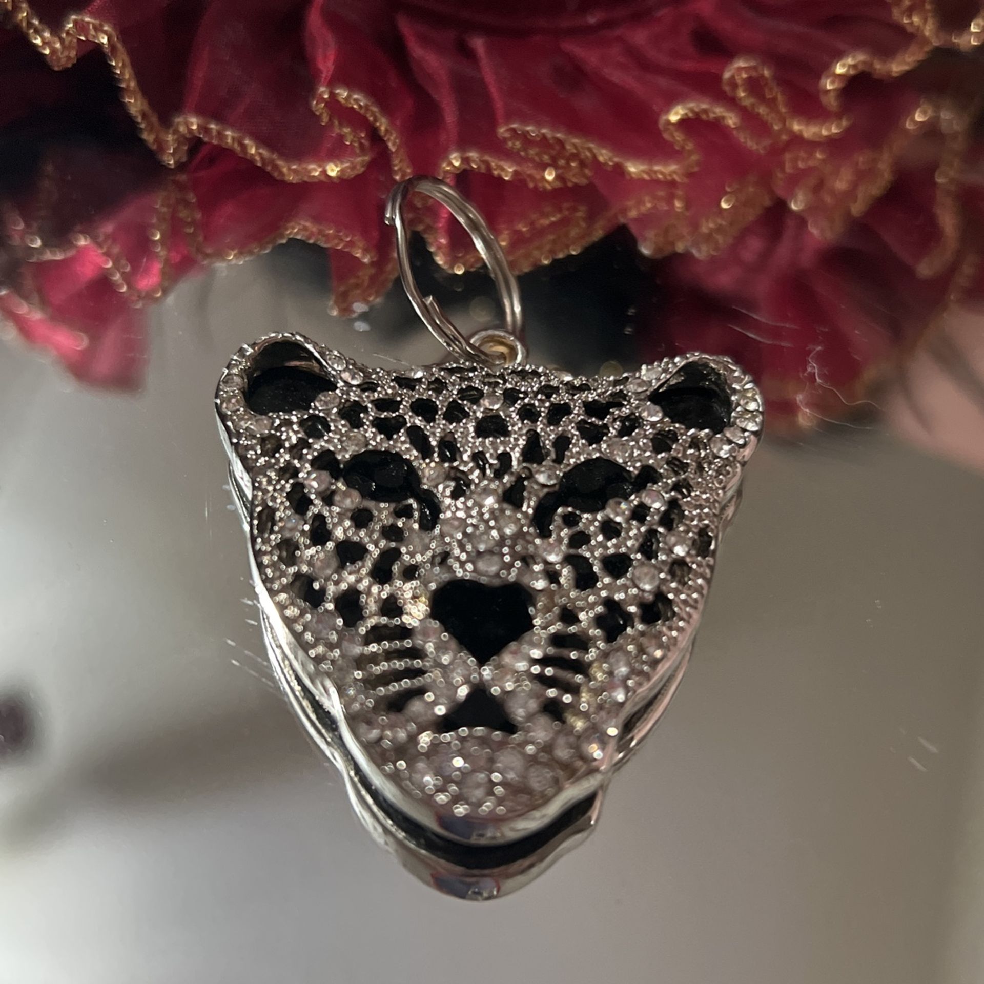 Beautiful! Sparkly Crystal Stone Tiger Keychain/purse Charm