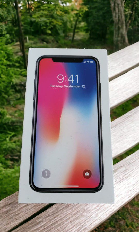 Apple iPhone X Space Gray 256 GB EMPTY BOX ONLY NO PHONE.