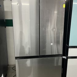Samsung Bespoke Refrigerator With Beverage Center 