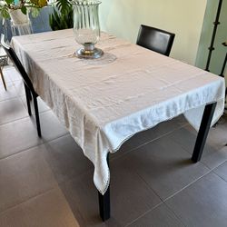 Embroidered Bailey linen tablecloth