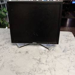 Dell Computer 💻 Monitor... Good Condition 👍