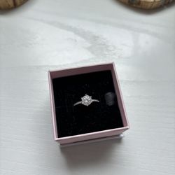 Pandora Crown Ring Size 4.5 