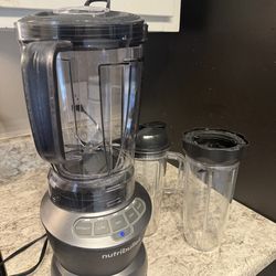 Nutribullet Full-Size Blender Combo 1200W