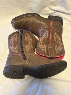 Ariat girls Boots with Pink Embroidery size 10