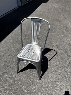Metal tolix style chair