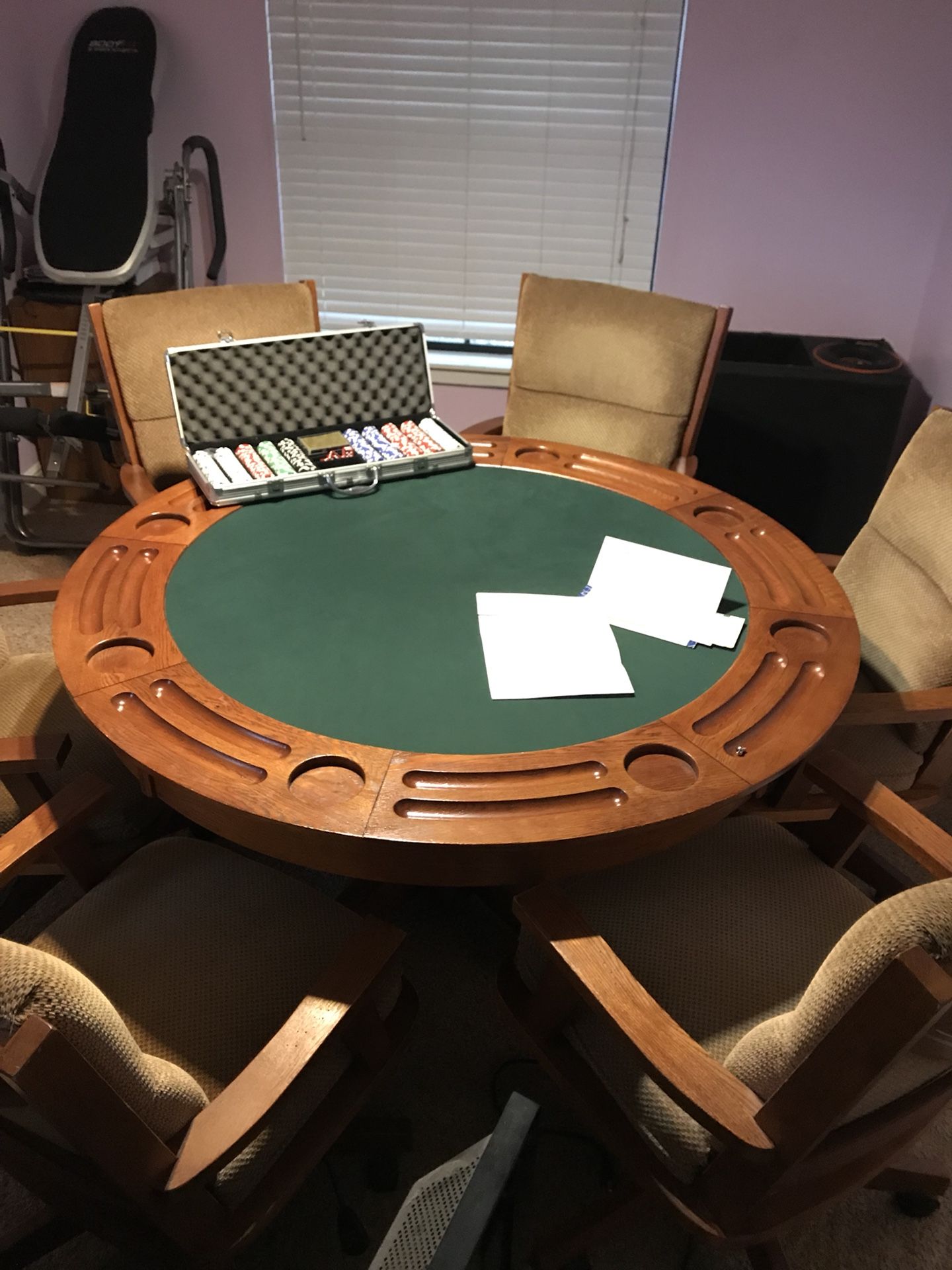 Poker table