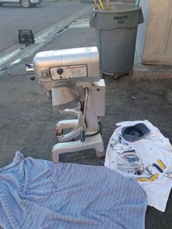 Thunderbird industrial mixer