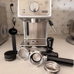 Delonghi Espresso Machine 