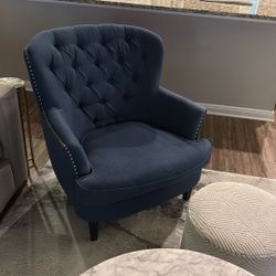 Big Accent Chair And Ottoman 