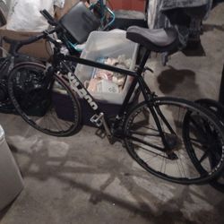 Vilano21speed Road Bike
