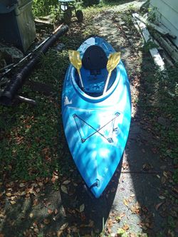 Lifetime Kayak With One Propel Paddle