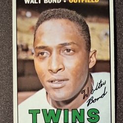1967 Topps Walt Bond Minnesota Twins #224 Baseball Card Vintage Collectible Sports MLB Trading Major League