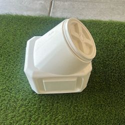 Dog Food Holder
