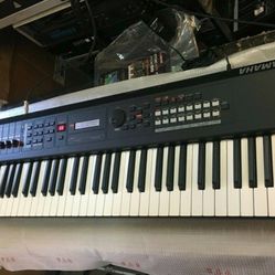 Yamaha MX-61