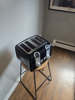 4 Slot Toaster