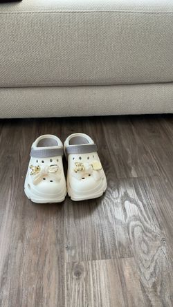Crocs size 8
